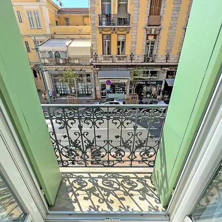Center Carnot Apartamento
